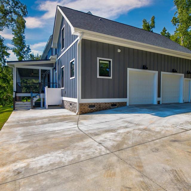 Garage of Rafter B custom lakeside home