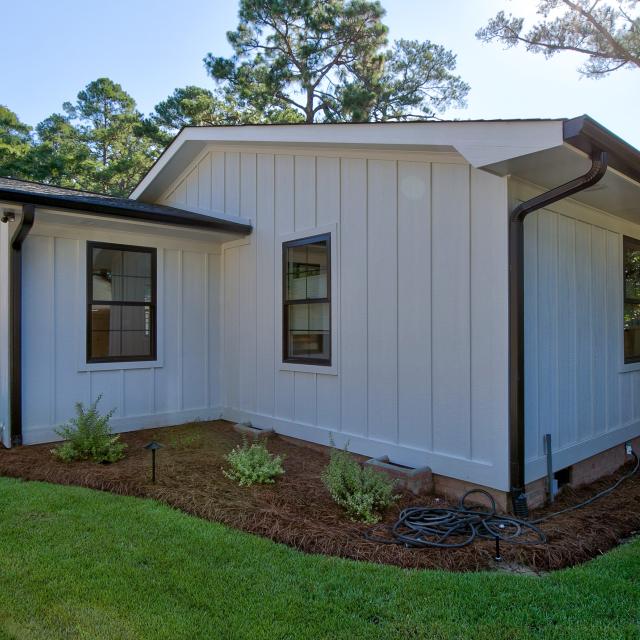 Home Exterior - Rafter B Construction