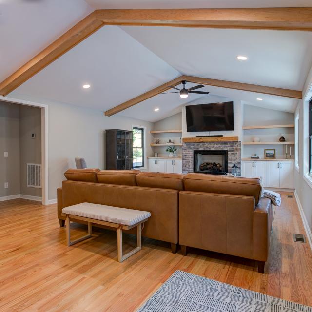 Living Room - Rafter B Construction