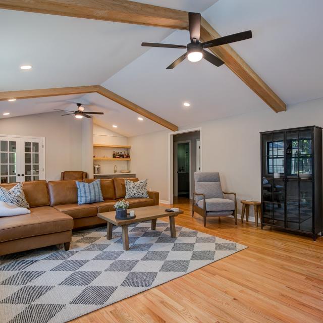 Living Room - Rafter B Construction